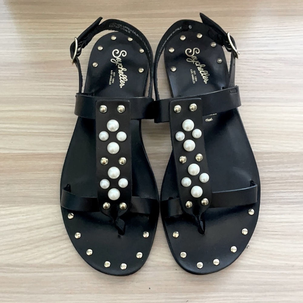 NEW Seychelles Day of Rest Black Studded Leather Flat Sandal US 7.5